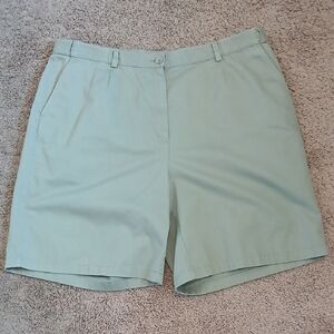L.L. Bean Green Women's High Rise, Original Fit Bermuda Shorts, Size 20W